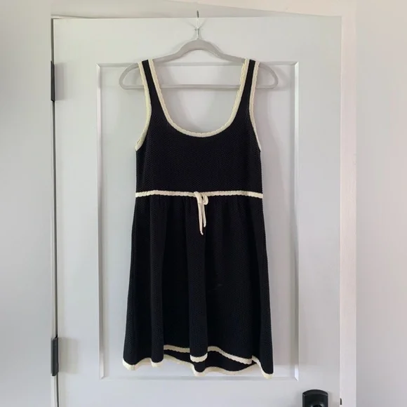 Djerf Avenue Amorini dress size small - Picture 1 of 6